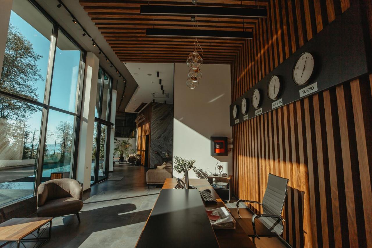 Capo Verde Hotel บาทูมิ ภายนอก รูปภาพ
