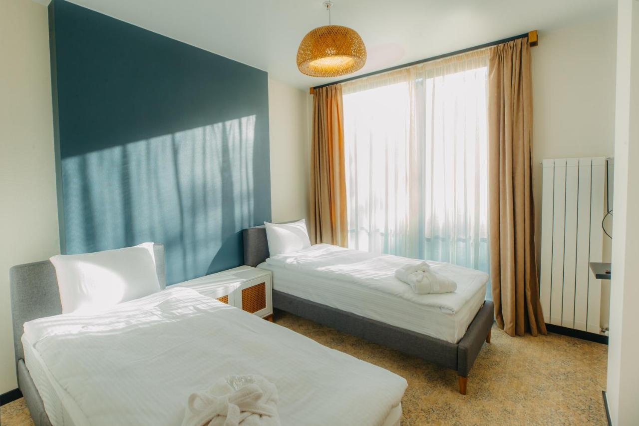 Capo Verde Hotel บาทูมิ ภายนอก รูปภาพ