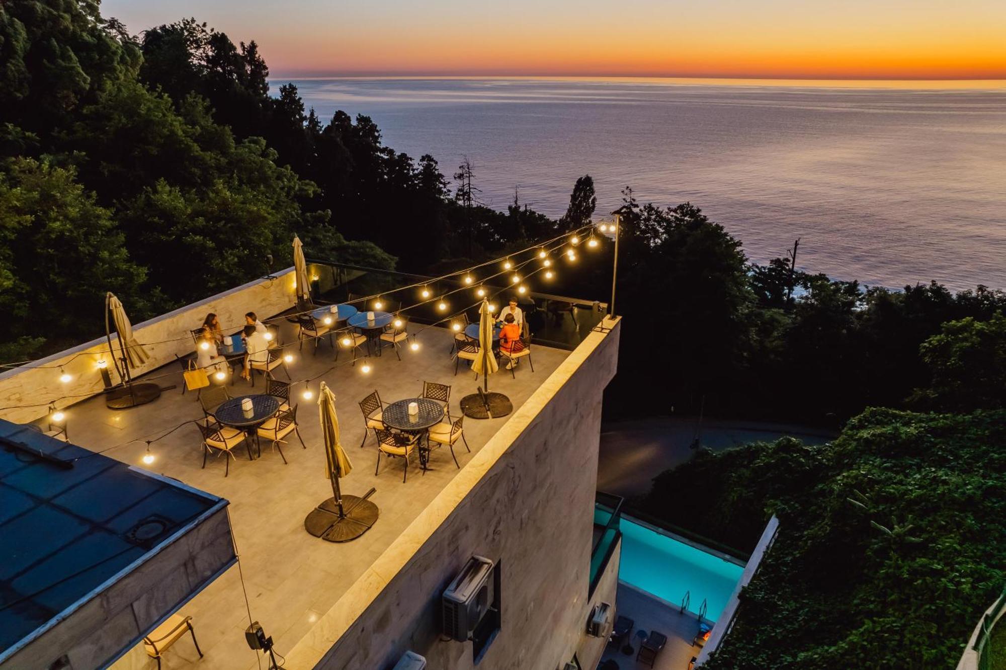 Capo Verde Hotel บาทูมิ ภายนอก รูปภาพ